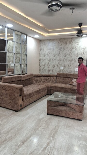 Living Room in 3 BHK Builder Floor at Subhash Nagar – for Rent