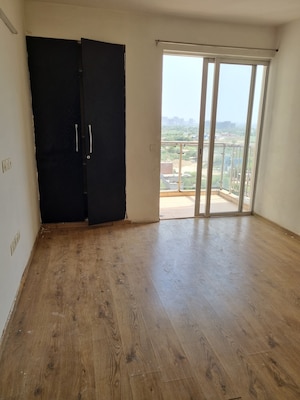 Furnished Amenities in 2 BHK Apartment at Experion The Heart Song, Sector 108 – for Sale