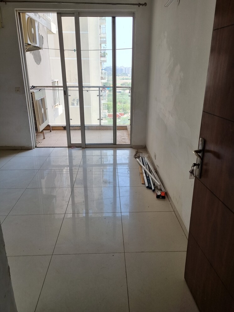 Bathroom, experion-the-heart-song 2 Bedroom 1283 Sq.Ft. Apartment In Sector 108 Gurgaon 8664935