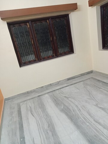 Room in 2 BHK Villa at Aliganj – for Rent