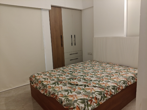 1 BHK + Extra Room Apartment For Sale in Mohite Mrugank