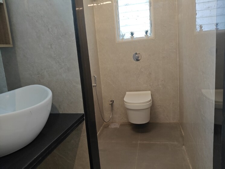 Bathroom, mohite-mrugank 1 Bedroom 421 Sq.Ft. Apartment In Chembur Mumbai 8665032