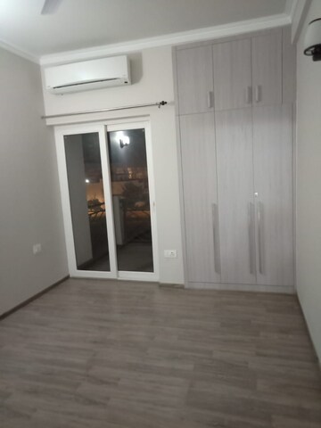 Building Lobby in 2.5 BHK Builder Floor at Central Park Cerise Suites, Sohna Sector 33 – for Rent