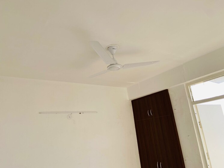 Room, vashisht-heights 3 Bedroom 645 Sq.Ft. Apartment In Sector 87 Faridabad 8665264