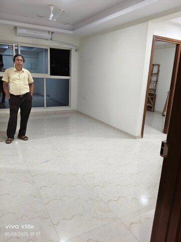 2 BHK Apartment For Rent in JP Eminence, Andheri West