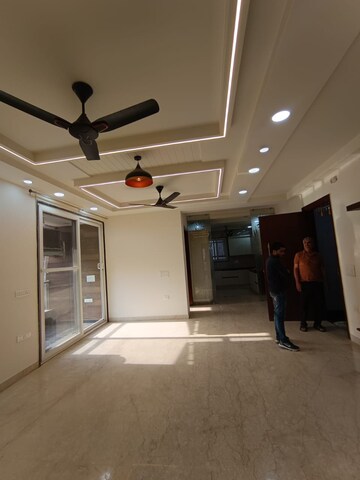 3.5 BHK Apartment For Rent in Anuradha Apartments CGHS, Paschim Vihar