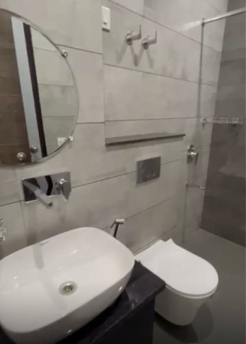 Bathroom in 2 BHK Builder Floor at Sector 42 – for Rent