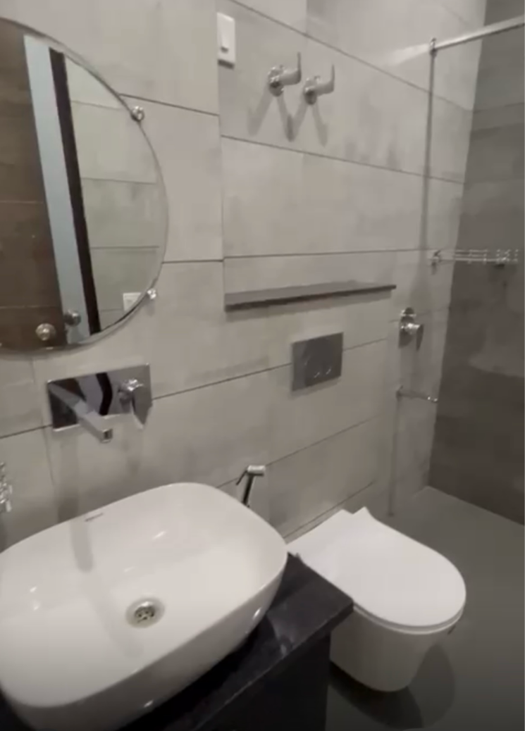 Bathroom, sector 42 2 Bedroom 975 Sq.Ft. Builder Floor In Sector 42 Gurgaon 8665263