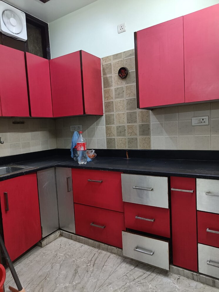 Kitchen, sunder-apartment 3.5 Bedroom 1400 Sq.Ft. Apartment In Paschim Vihar Delhi 8665283