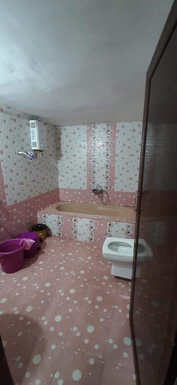 Bathroom in 6+ BHK Independent House at Alibag – for Sale