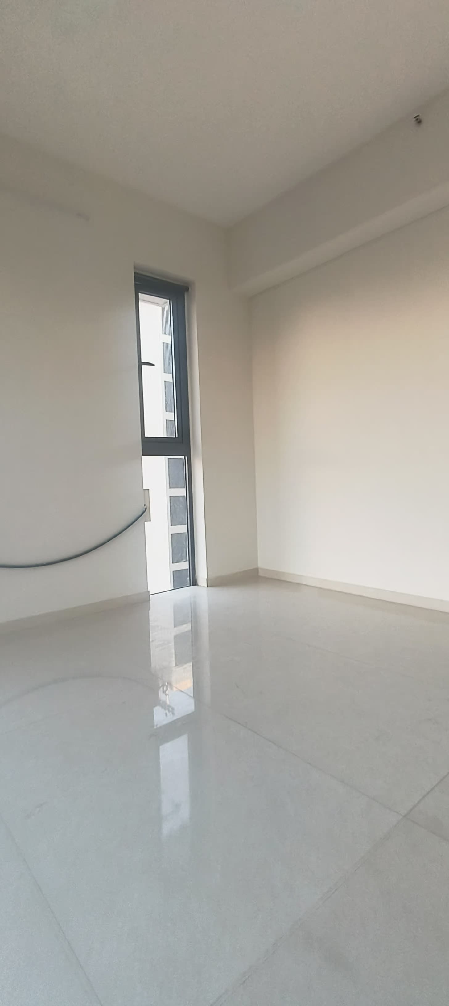 2 BHK Apartment For Rent in Parle