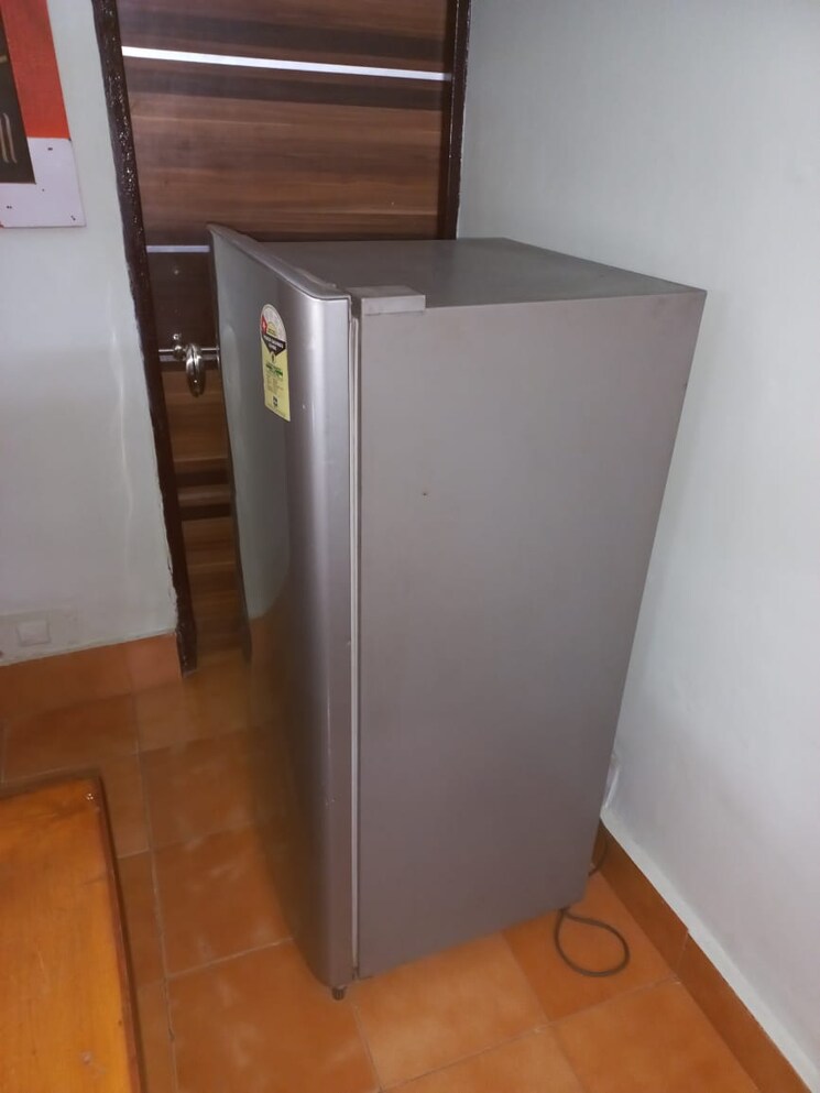 undefined, sector 37 6+ Bedroom 300 Sq.Yd. Independent House In Sector 37 Faridabad 8608386