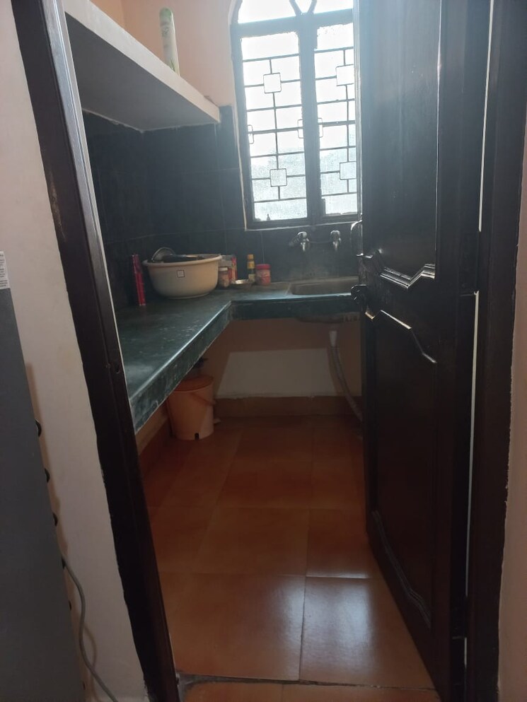 Kitchen, sector 37 6+ Bedroom 300 Sq.Yd. Independent House In Sector 37 Faridabad 8608386