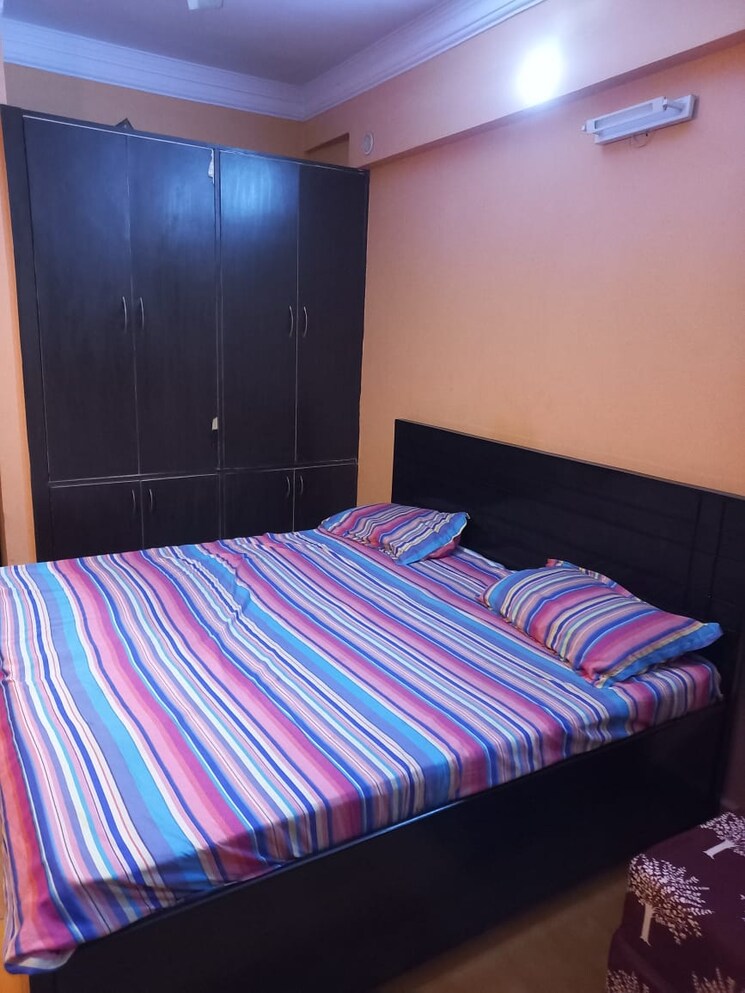 Bedroom, sector 37 6+ Bedroom 300 Sq.Yd. Independent House In Sector 37 Faridabad 8608386