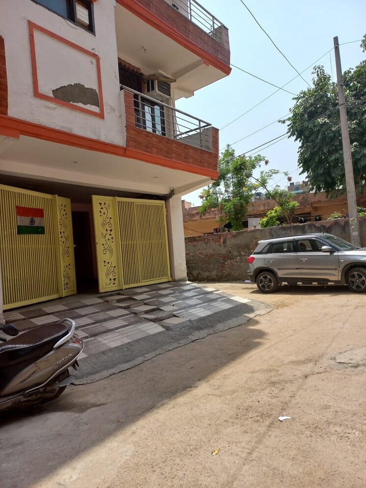 Exterior View, sector 37 6+ Bedroom 300 Sq.Yd. Independent House In Sector 37 Faridabad 8608386