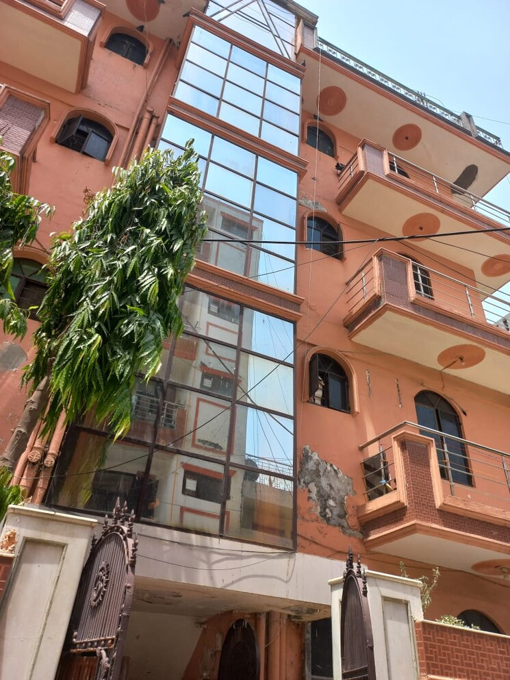 Exterior View, sector 37 6+ Bedroom 300 Sq.Yd. Independent House In Sector 37 Faridabad 8608386