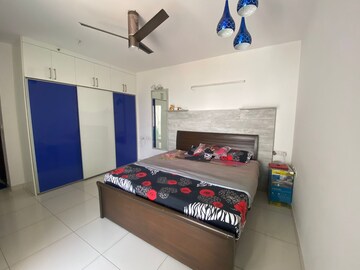 3 BHK Apartment For Rent in Puravankara Palm Beach, Hennur