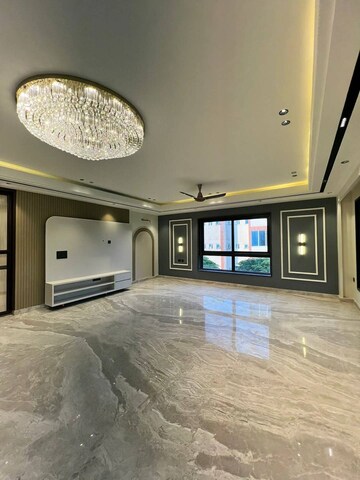 Room in 1 BHK Builder Floor at DLF Cyber Park, Sector 20 – for Rent