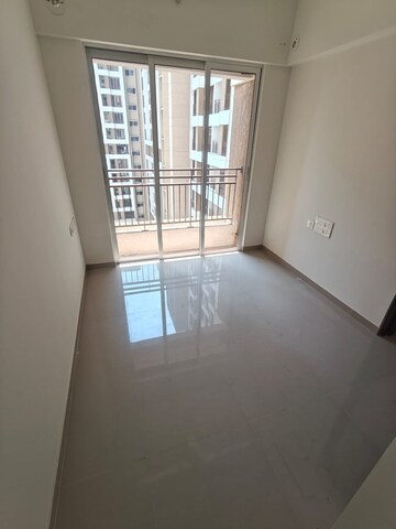 Room in 1 BHK Apartment at JP North Aviva, Mira Road – for Rent