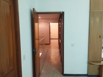  3 BHK Apartment at Lavelle Road – for Sale