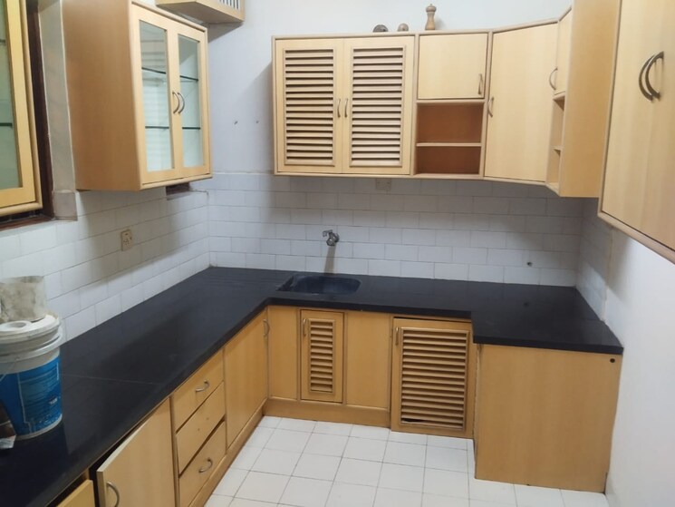 Kitchen, lavelle road 3 Bedroom 2300 Sq.Ft. Apartment In Lavelle Road Bangalore 8665591