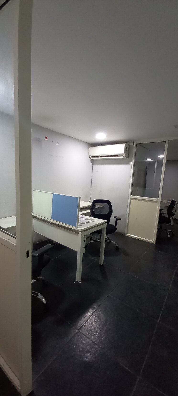 Team Area, navarangpura Commercial Office Space 1072 Sq.Ft. In Navarangpura Ahmedabad 8665563