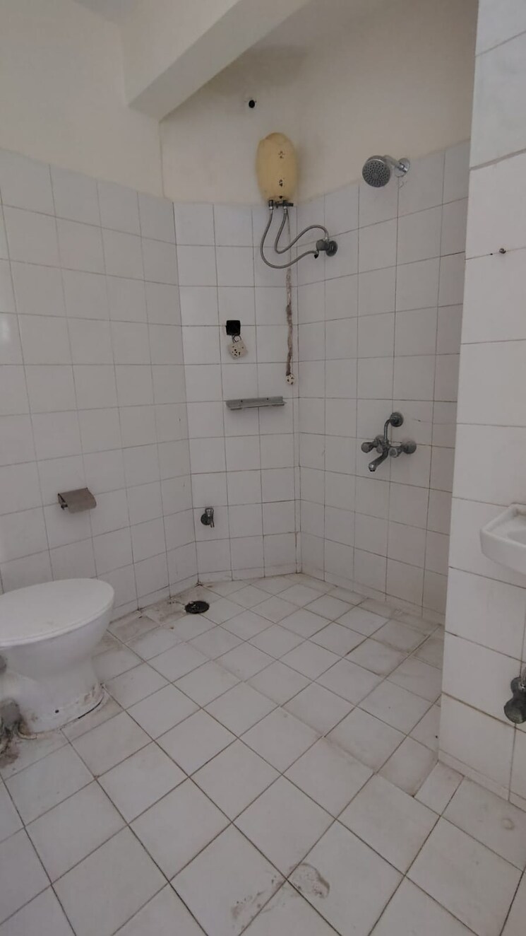 Bathroom, vasundhara-tower-kharghar 4 Bedroom 1600 Sq.Ft. Apartment In Kharghar Navi Mumbai 8665469