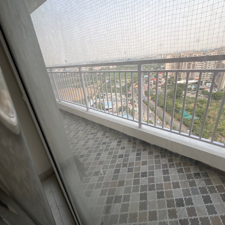 Balcony, vvip-mangal 4 Bedroom 2560 Sq.Ft. Apartment In Vikas Nagar Ghaziabad 8665616