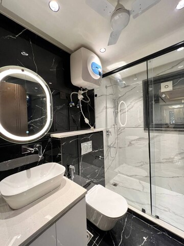 Bathroom in 2 BHK Builder Floor at DLF Cyber Park, Sector 20 – for Rent
