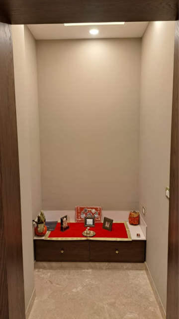 Bedroom in 4 BHK Builder Floor at Ansal Sushant Lok I, Sector 43 – for Rent