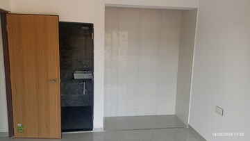Room in 1 BHK Apartment at DB Orchid Ozone, Dahisar East – for Rent
