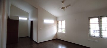 Room in 4 BHK Villa at The Retreat, Devanahalli – for Sale