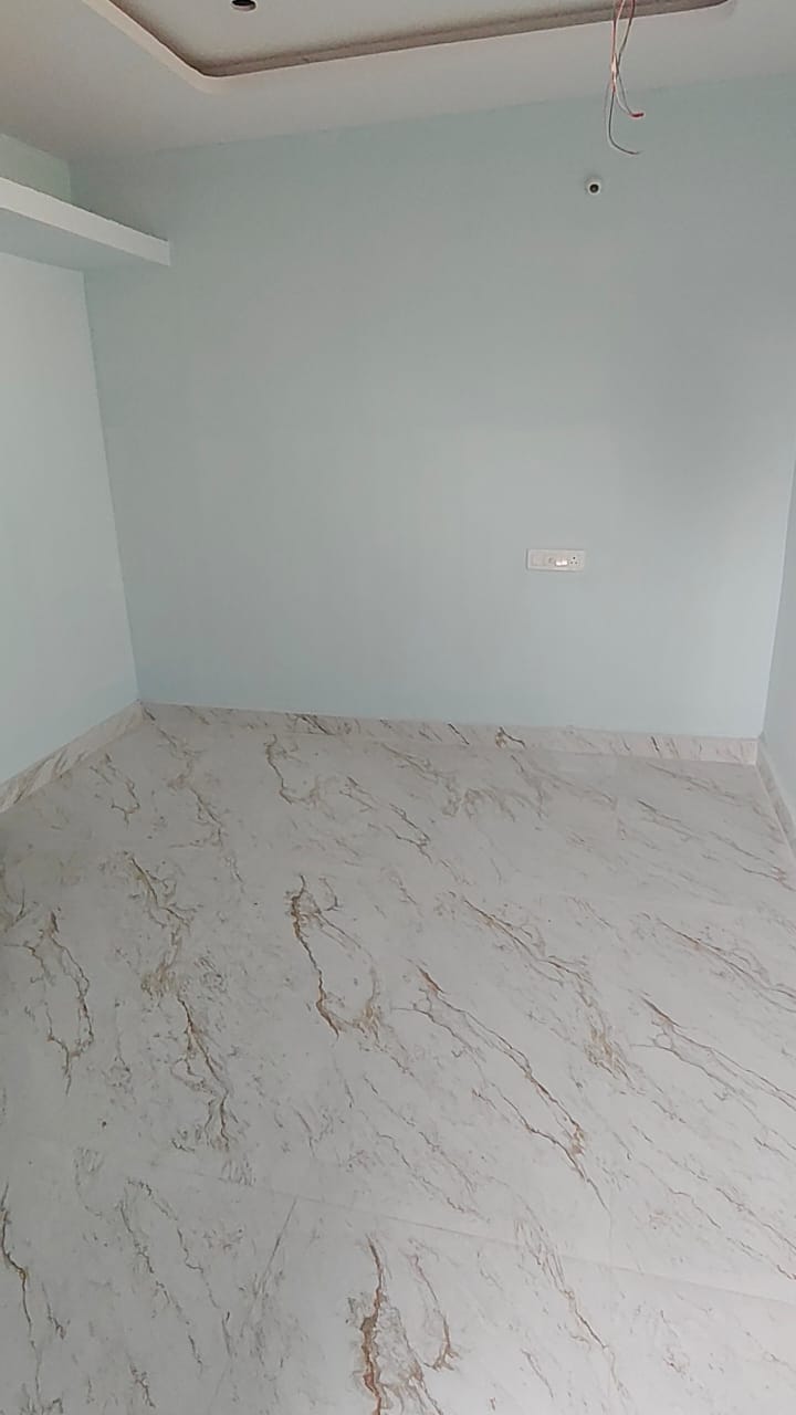 2 BHK + Pooja Room Apartment For Sale in Horizontal Hights