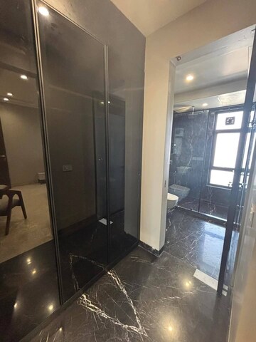 Master Bedroom in 2.5 BHK Builder Floor at DLF Cyber Park, Sector 20 – for Rent