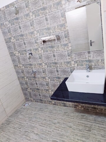 Bathroom in 5 BHK Villa at Radiance Blossom, Budigere Cross – for Sale