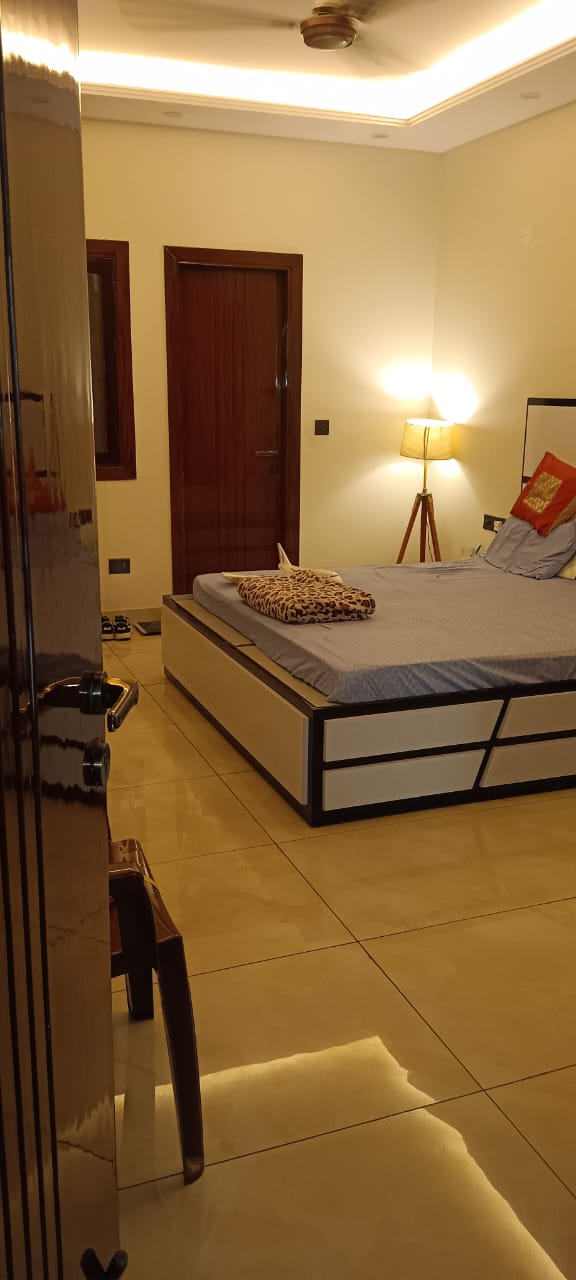 3 BHK + Study Room Villa For Rent in Sector 26 Noida 