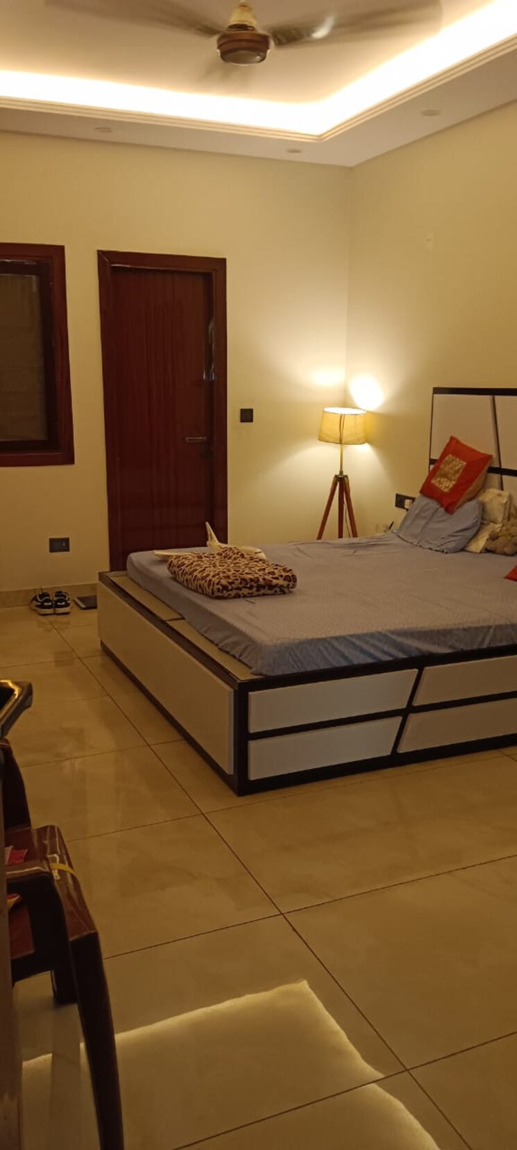 Bedroom, sector 26 3 Bedroom 2000 Sq.Ft. Villa In Sector 26 Noida 8665853