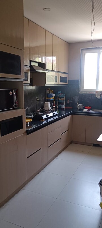 Kitchen in 3 BHK Villa at Sector 26 – for Rent