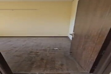 Room in 3 BHK Apartment at BPTP Parkland Pride, Sector 77 – for Sale