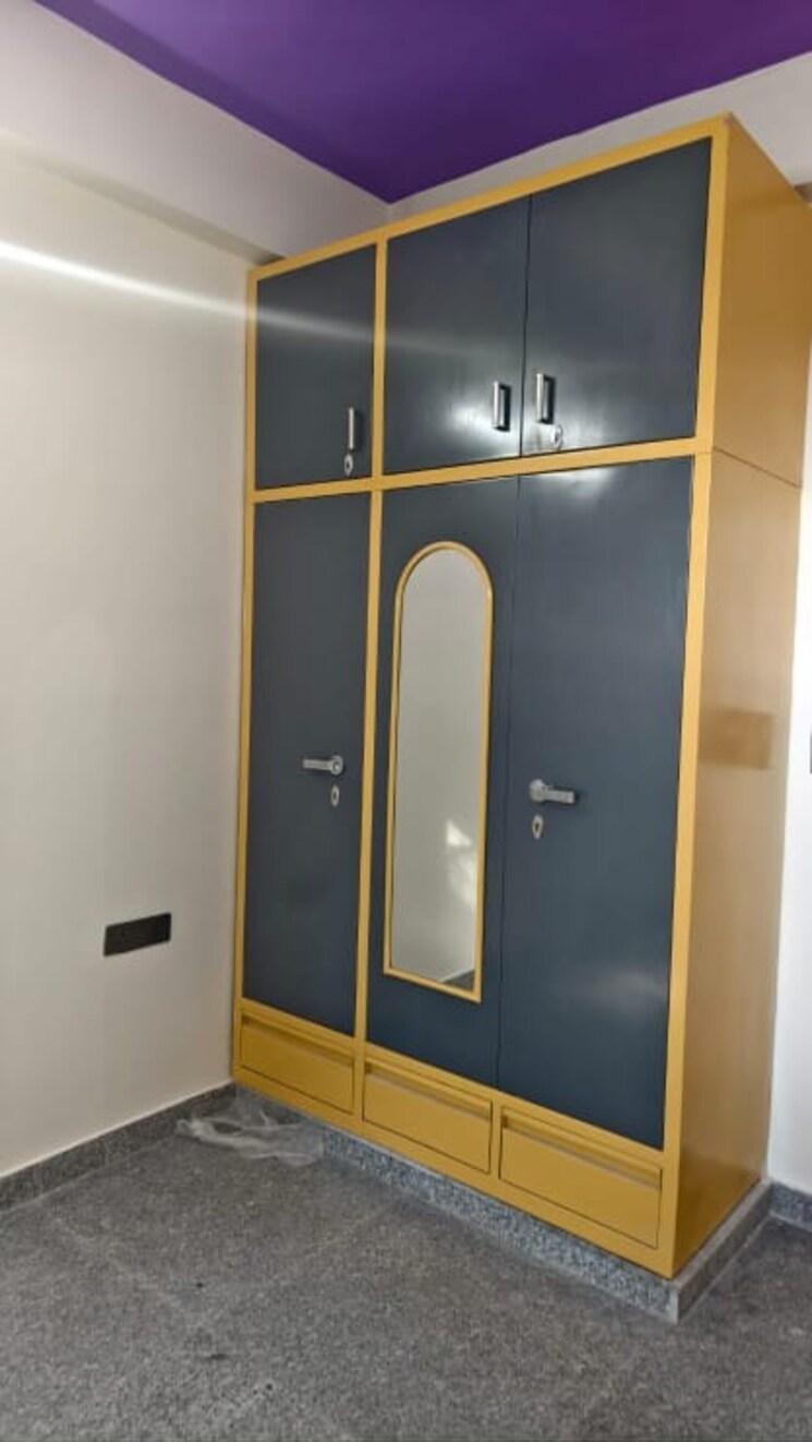 undefined, sector 28 2 Bedroom 115 Sq.Mt. Builder Floor In Sector 28 Noida 8665989