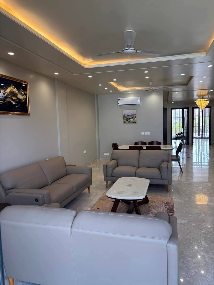 Living Room, dlf-cyber-park 3 Bedroom 1900 Sq.Ft. Builder Floor In Sector 20 Gurgaon 8666147