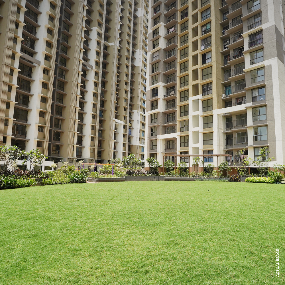1 BHK Apartment For Sale in Chandak Nishchay