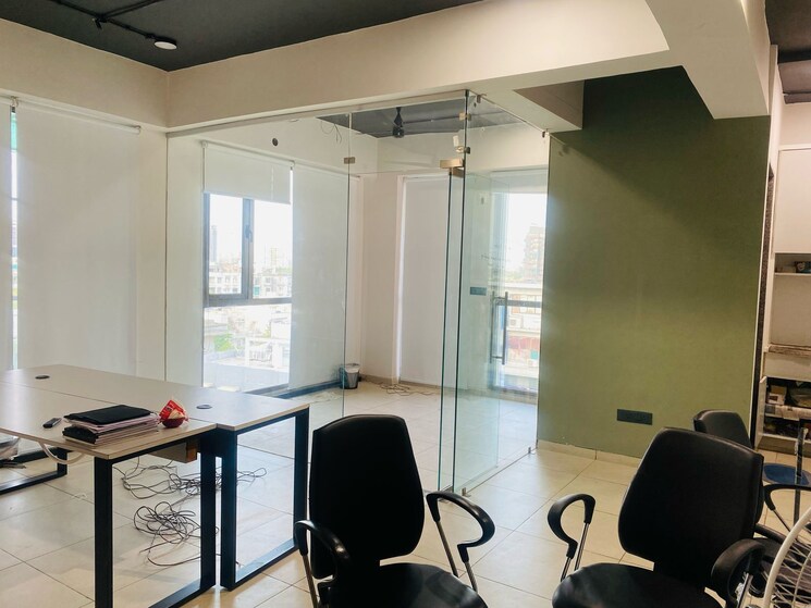 Team Area, memnagar Commercial Office Space 964 Sq.Ft. In Memnagar Ahmedabad 8666018