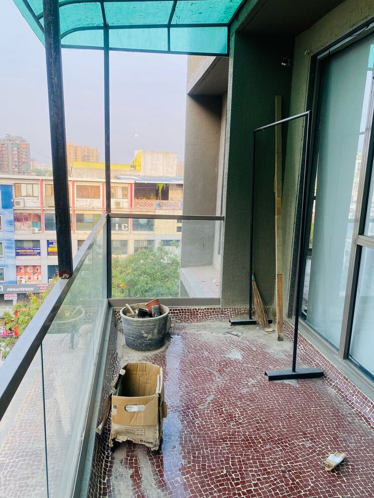 Balcony, memnagar Commercial Office Space 964 Sq.Ft. In Memnagar Ahmedabad 8666018