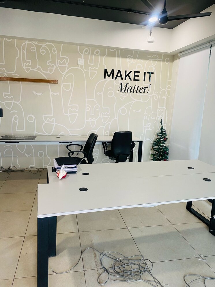 Team Area, memnagar Commercial Office Space 964 Sq.Ft. In Memnagar Ahmedabad 8666018