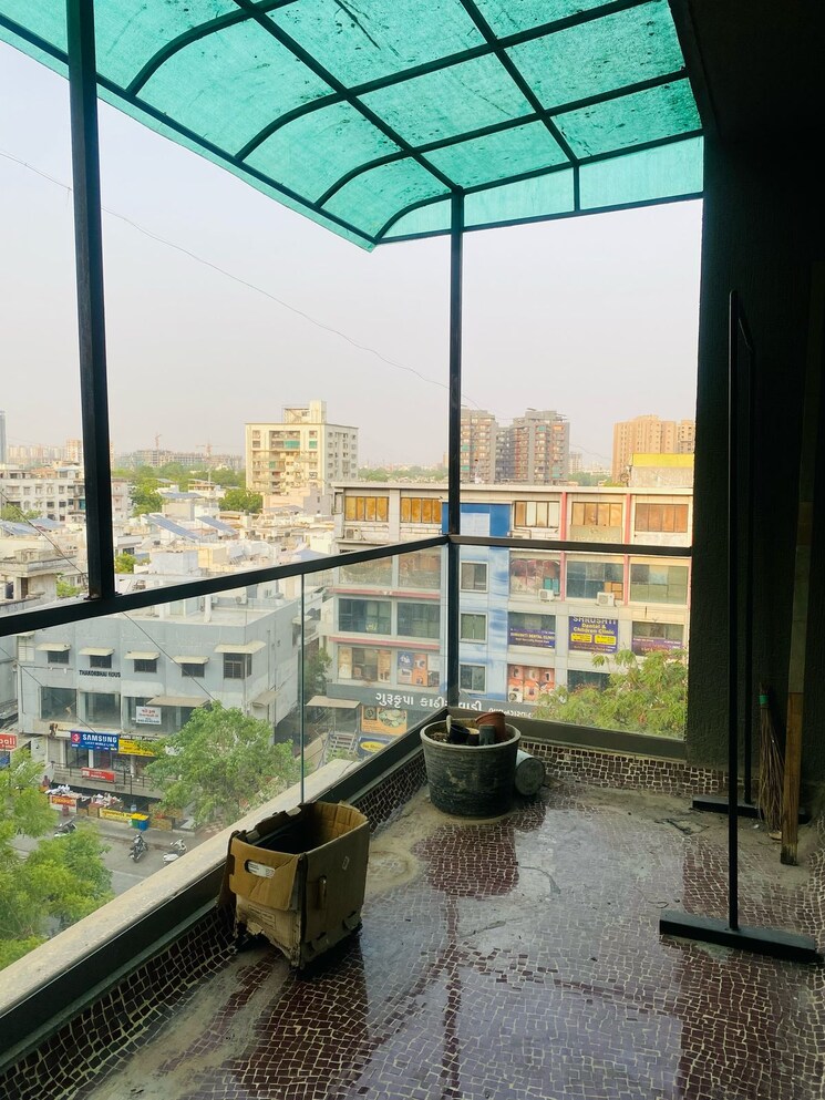 Balcony, memnagar Commercial Office Space 964 Sq.Ft. In Memnagar Ahmedabad 8666018