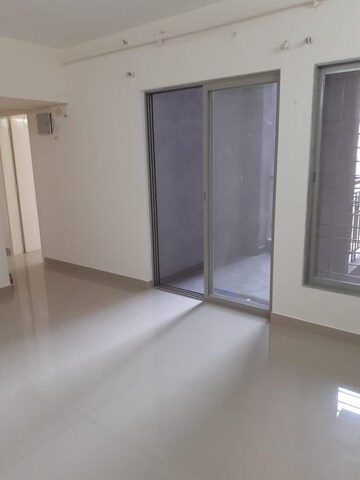 Room in 2 BHK Apartment at Brahma F Residences, Kalyani Nagar – for Rent