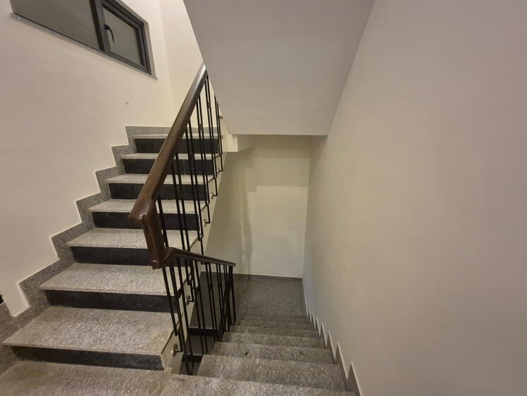 undefined, south extension ii 3 Bedroom 200 Sq.Ft. Builder Floor In South Extension ii Delhi 8666297