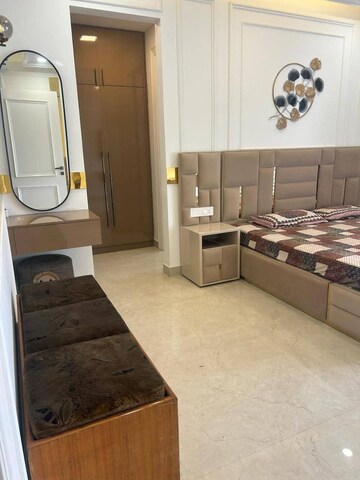 Living Room in 4 BHK Builder Floor at DLF Cyber Park, Sector 20 – for Rent