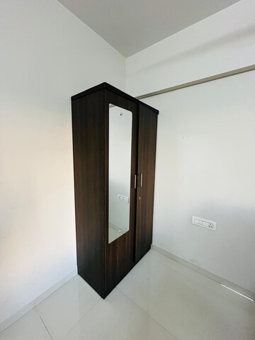 Room in 2 BHK Apartment at Shree Krishna Eastern Winds, Kurla East – for Rent